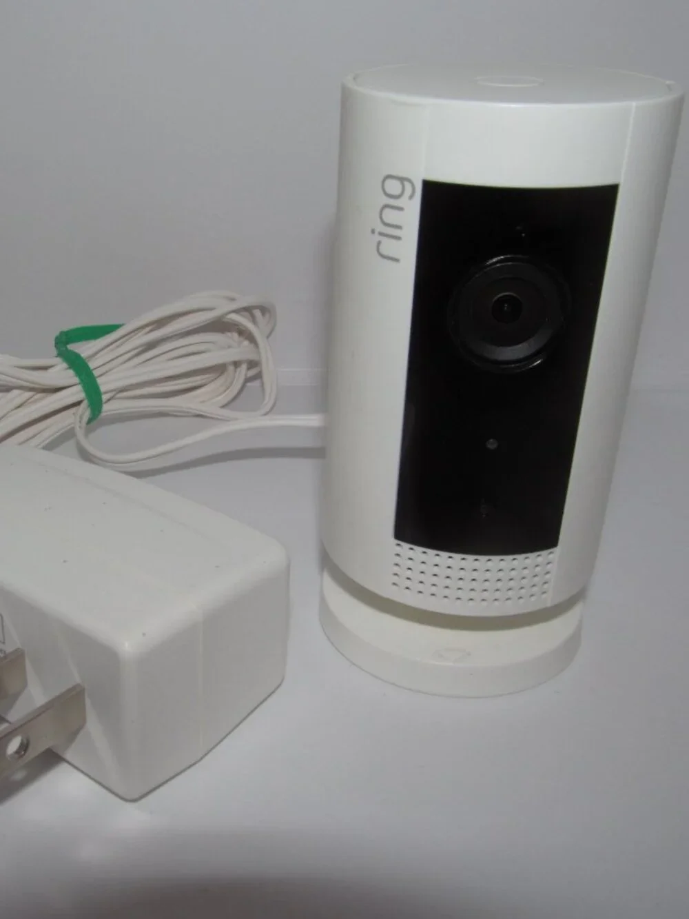 Ring Stick Up Indoor Cam Wired Security Camera 8SN2X9-WEN0 Tested Deregistered